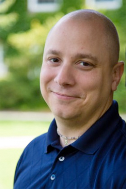 Julio DelSesto ’07